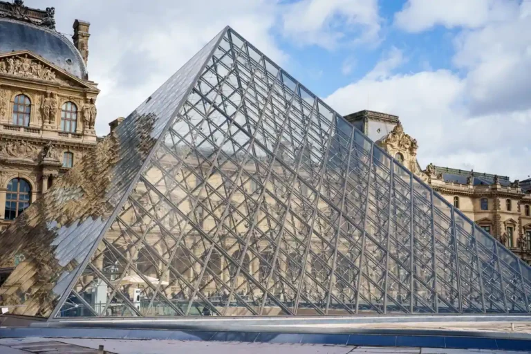 Exposition au musée du Louvre : comment bien la visiter