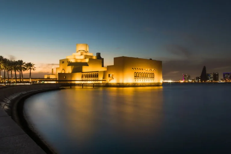 Religion au Qatar : un islam d&rsquo;État, une population très diverse