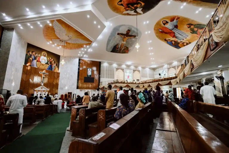 Religion au Zimbabwe : un pays chrétien aux racines traditionnelles