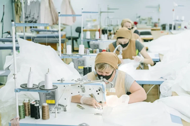 Vêtements de la Vallée de la Sée : le fabricant normand d&rsquo;uniformes